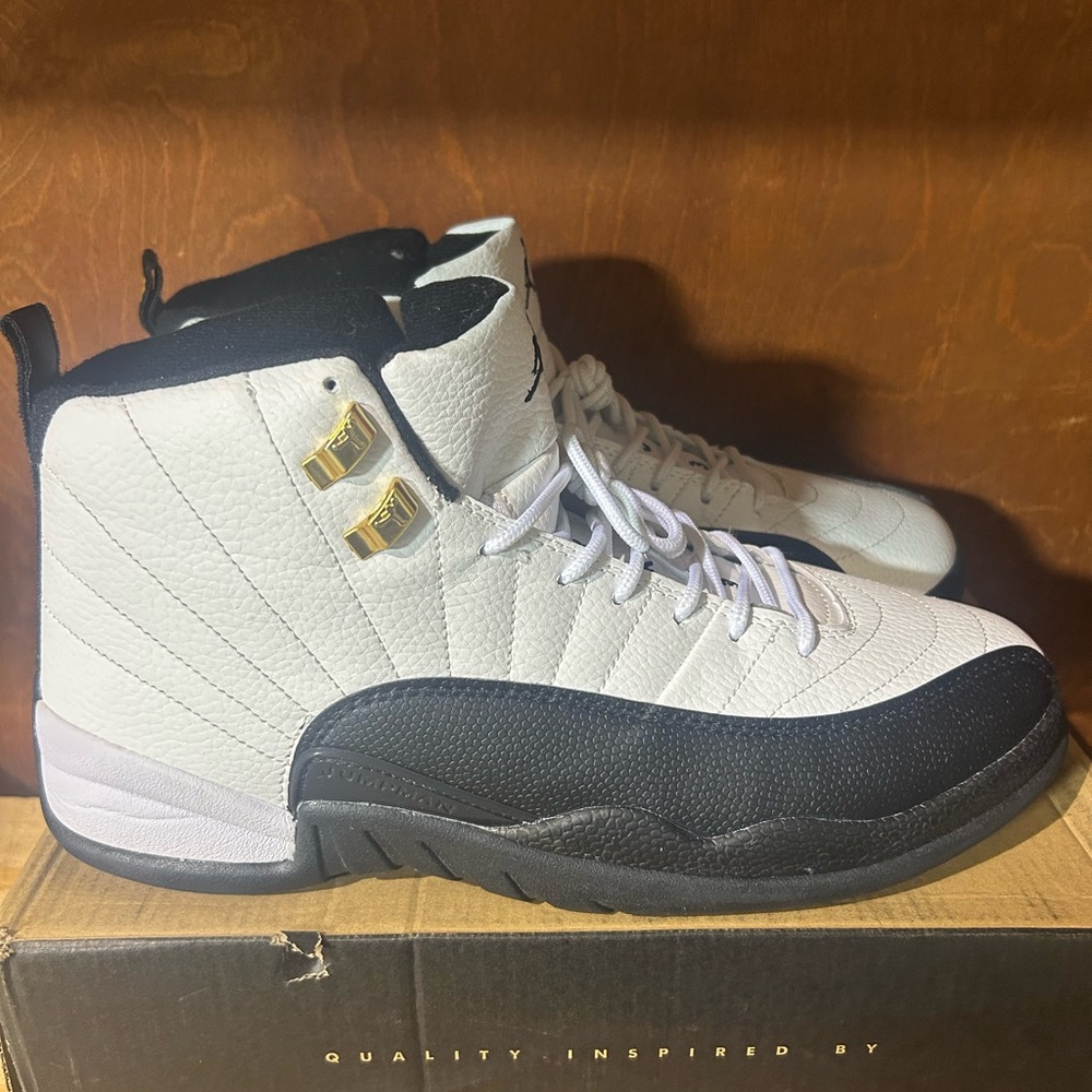 Jordan Men's White Black Gold Athletic Shoes